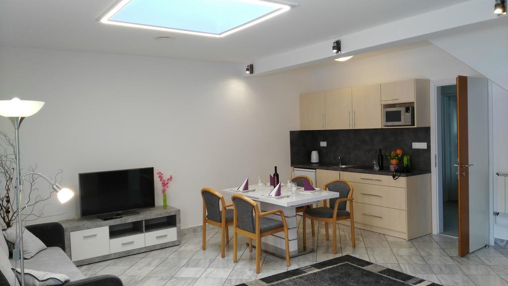 Fueredi Haz Apartman Apartment Sopron Exterior foto