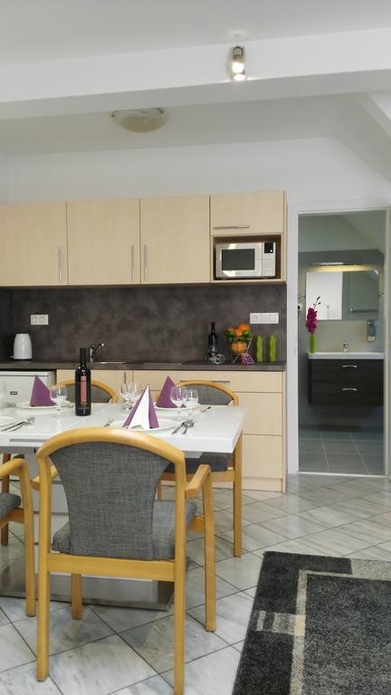 Fueredi Haz Apartman Apartment Sopron Exterior foto