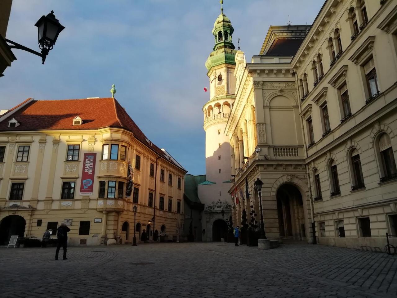 Fueredi Haz Apartman Apartment Sopron Exterior foto